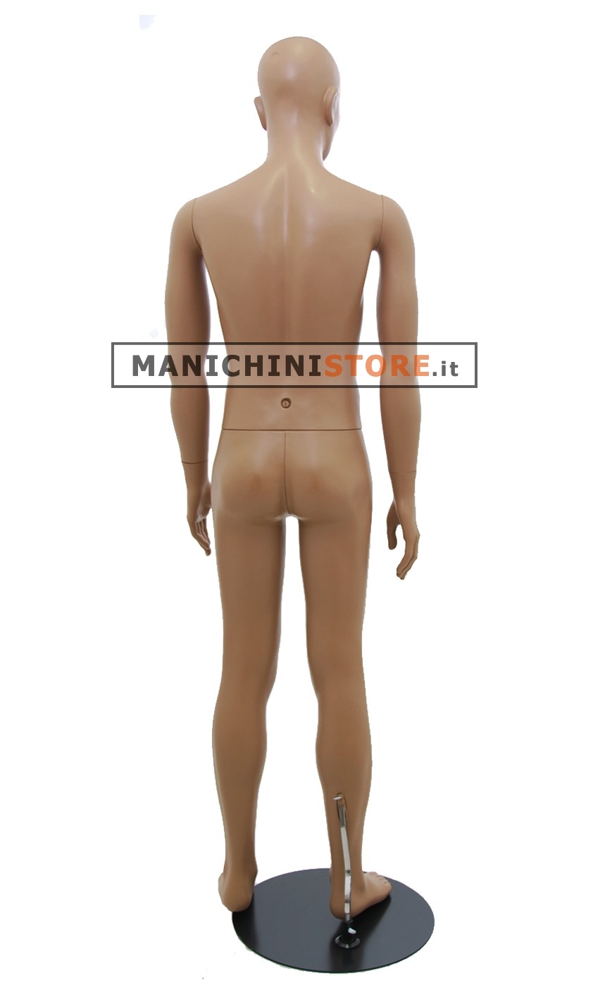 Manichino uomo realistico mulatto con parrucca